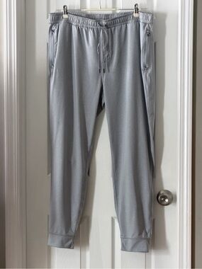 Kirkland Signature Silver-Gray Performance Joggers